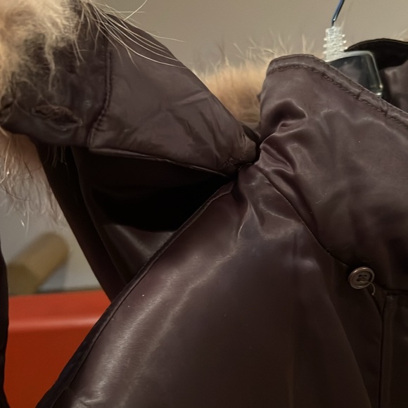 Bromley Sport Real Down winter coat. Women’s Sz M. Fur detachable hood - Picture 9 of 9